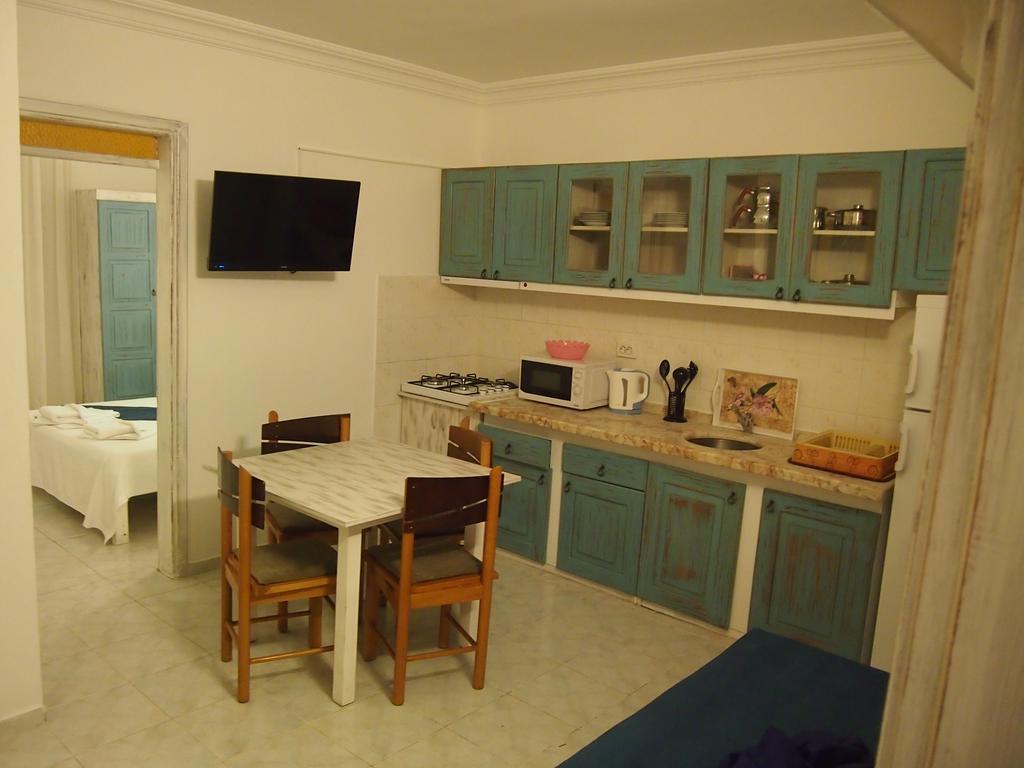 フェティエ Ozcem Apartアパートホテル 部屋 写真