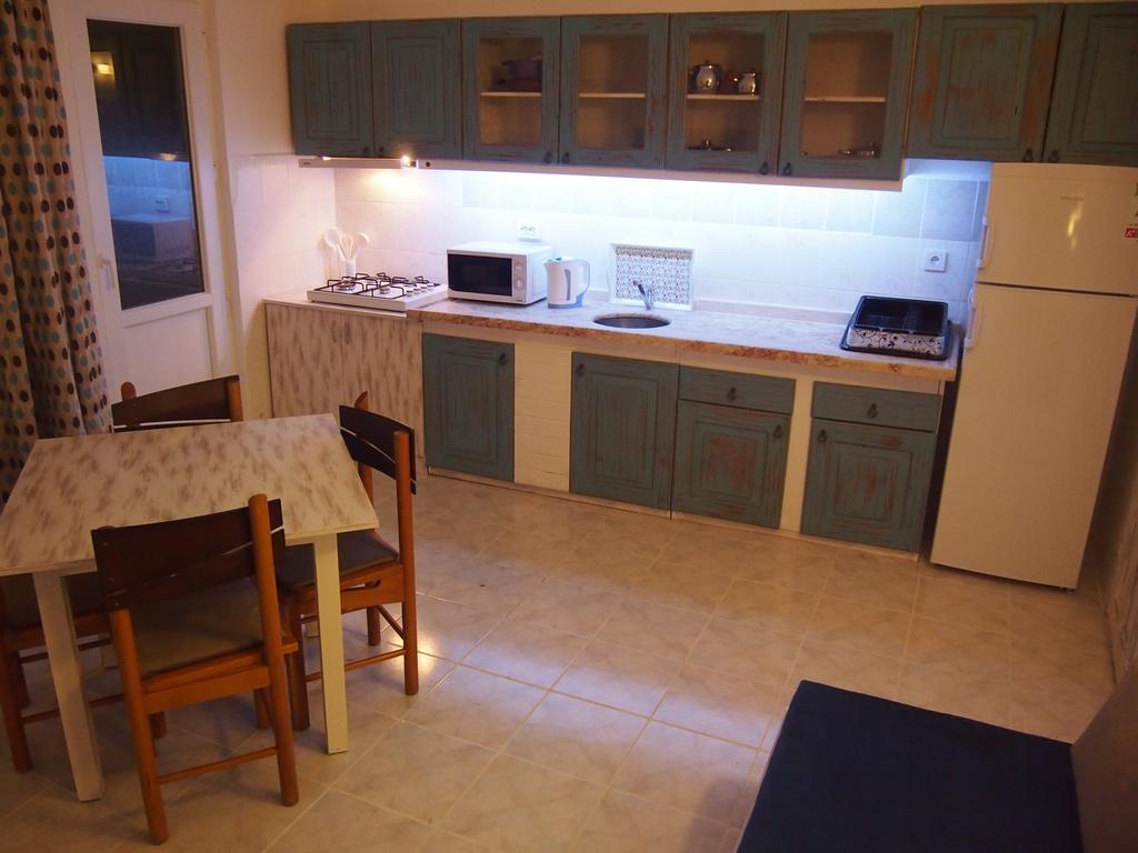 フェティエ Ozcem Apartアパートホテル 部屋 写真