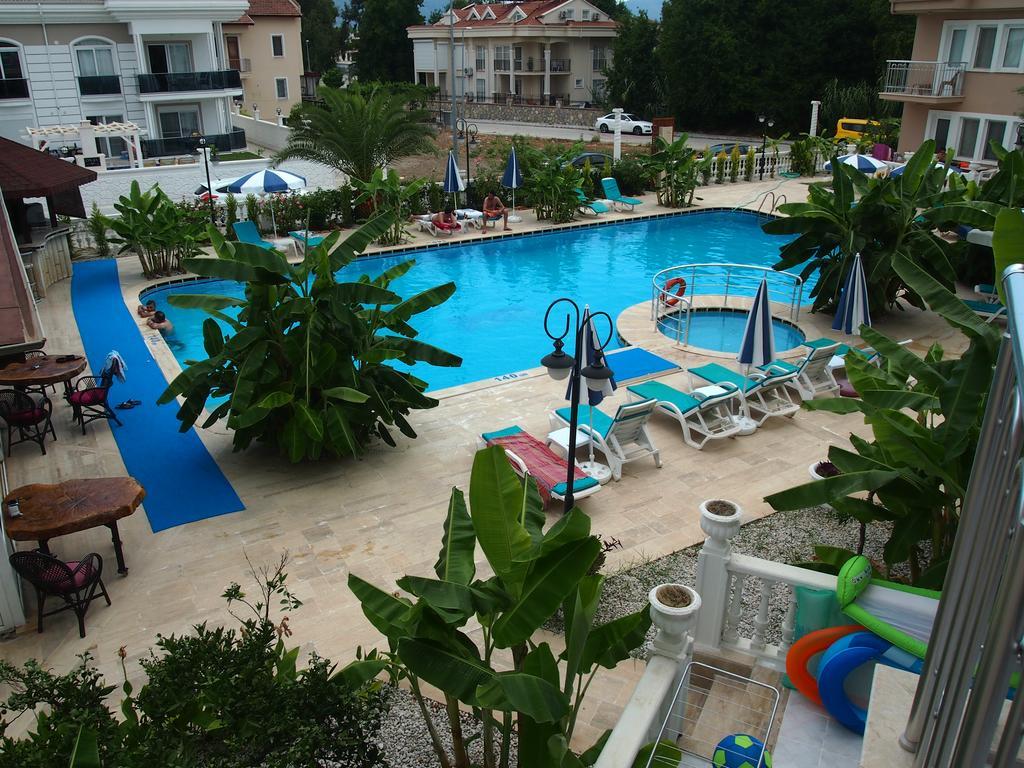 フェティエ Ozcem Apartアパートホテル エクステリア 写真